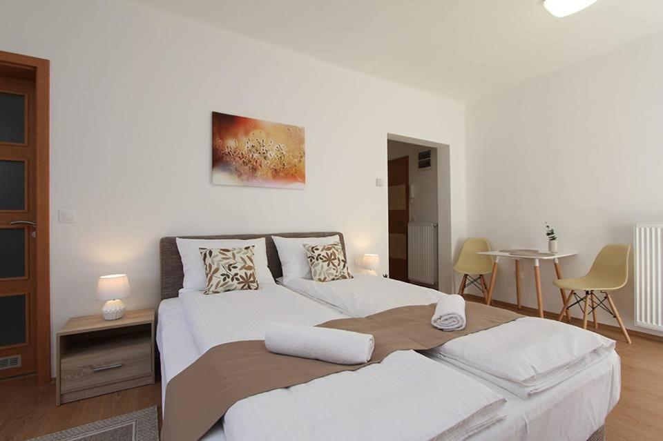 Boutique Apartments Хевиз Экстерьер фото